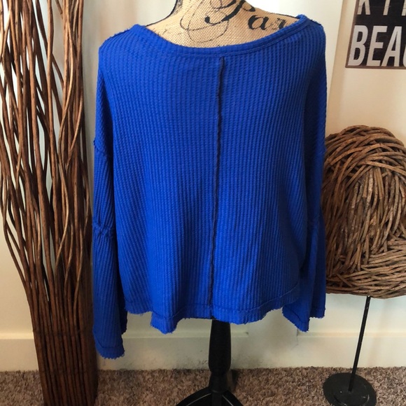 We the free blue waffle knit top w/bell sleeve - Picture 5 of 8